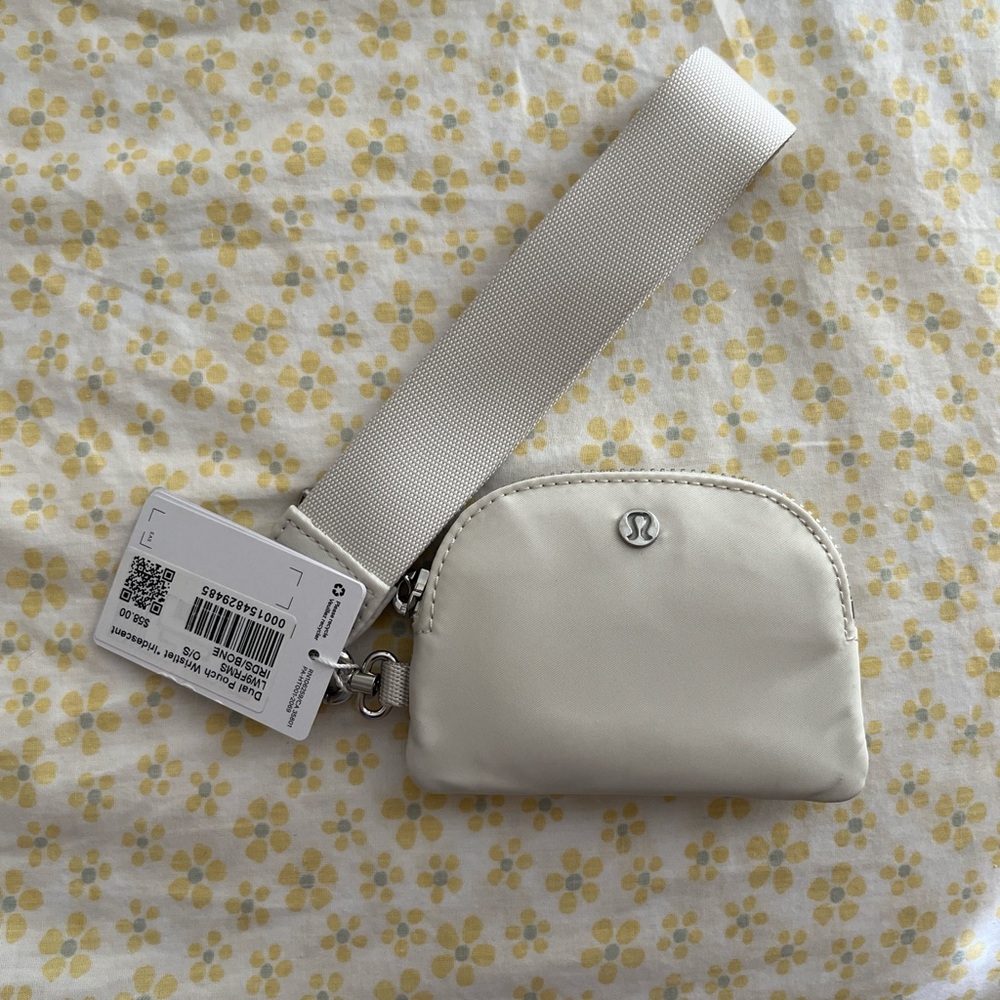 NWT Lululemon Athletica Dual Pouch Wristlet